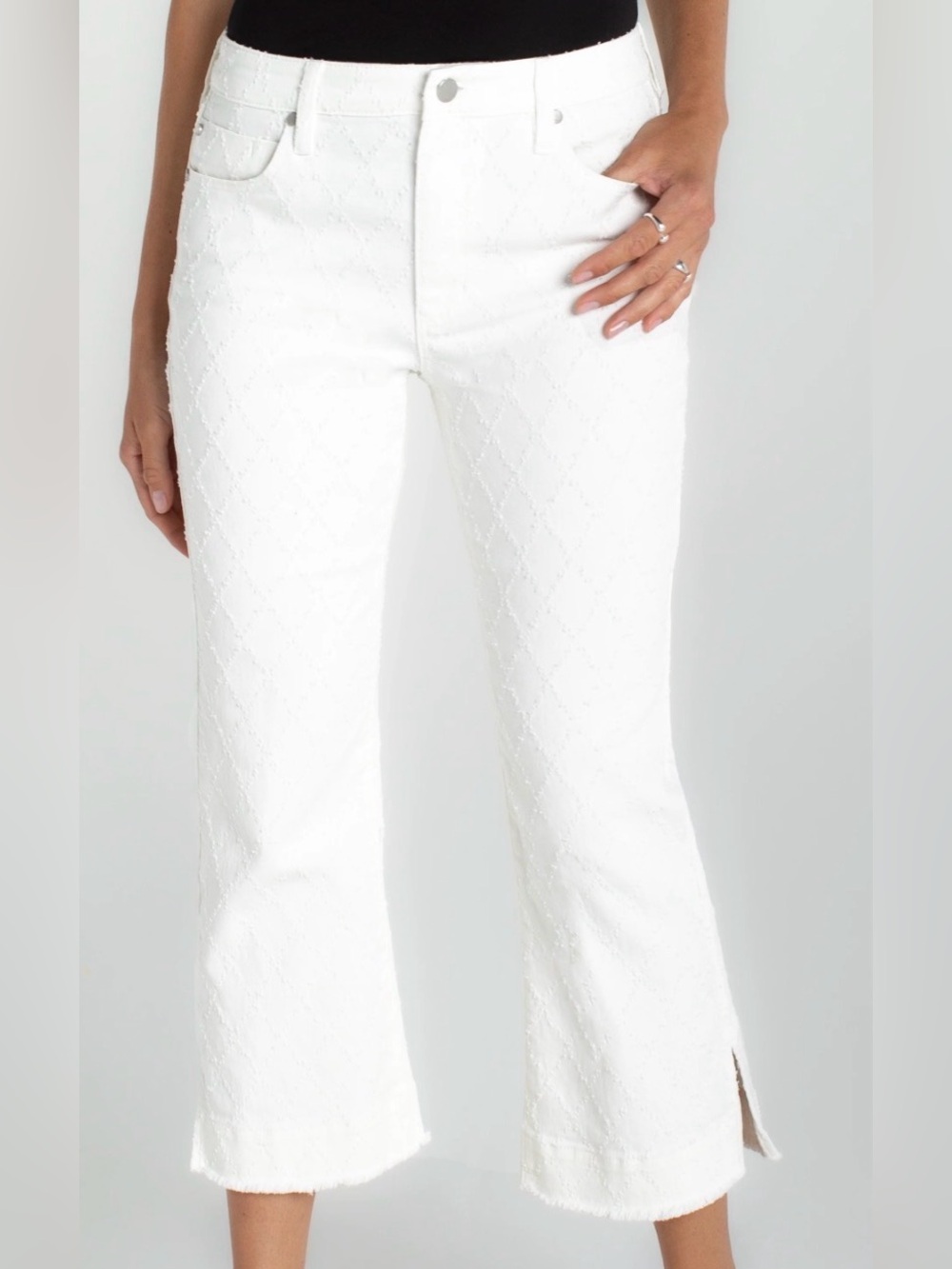 Liverpool LM4727WPD - Hannah Cropped Flare Embroidered Jean w/ Side Hem and Slit